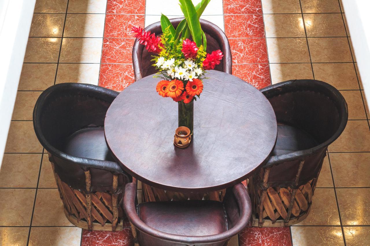 Hotel Casa Santa Lucia Antigua Εξωτερικό φωτογραφία